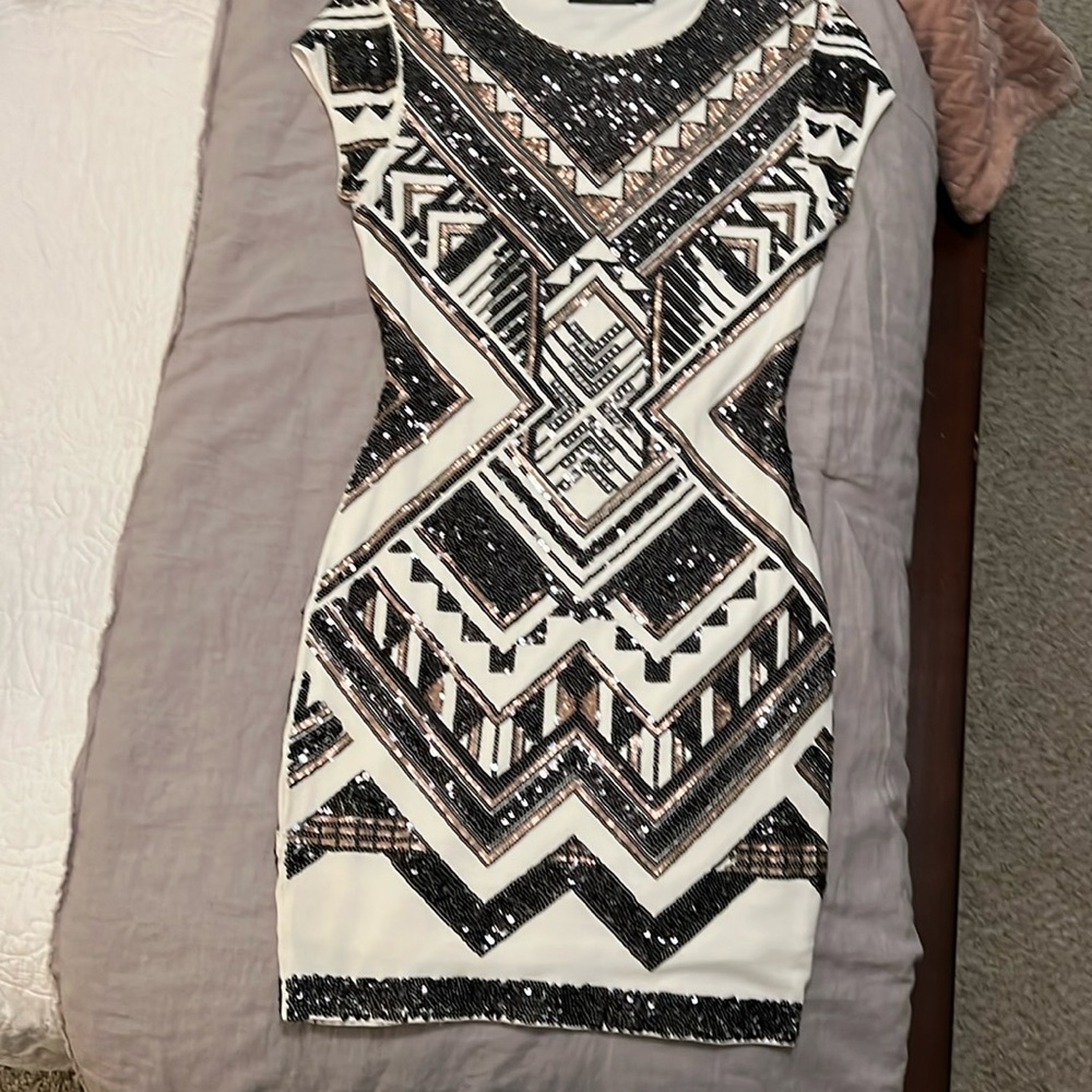 Midnight Doll off white Cocktail Dress from Dillard’s Size XS